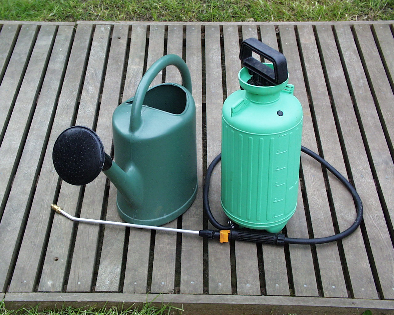 Equipment for application of the ACP biocide mix.